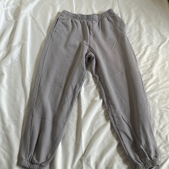 Sweats - Picture 1 of 3